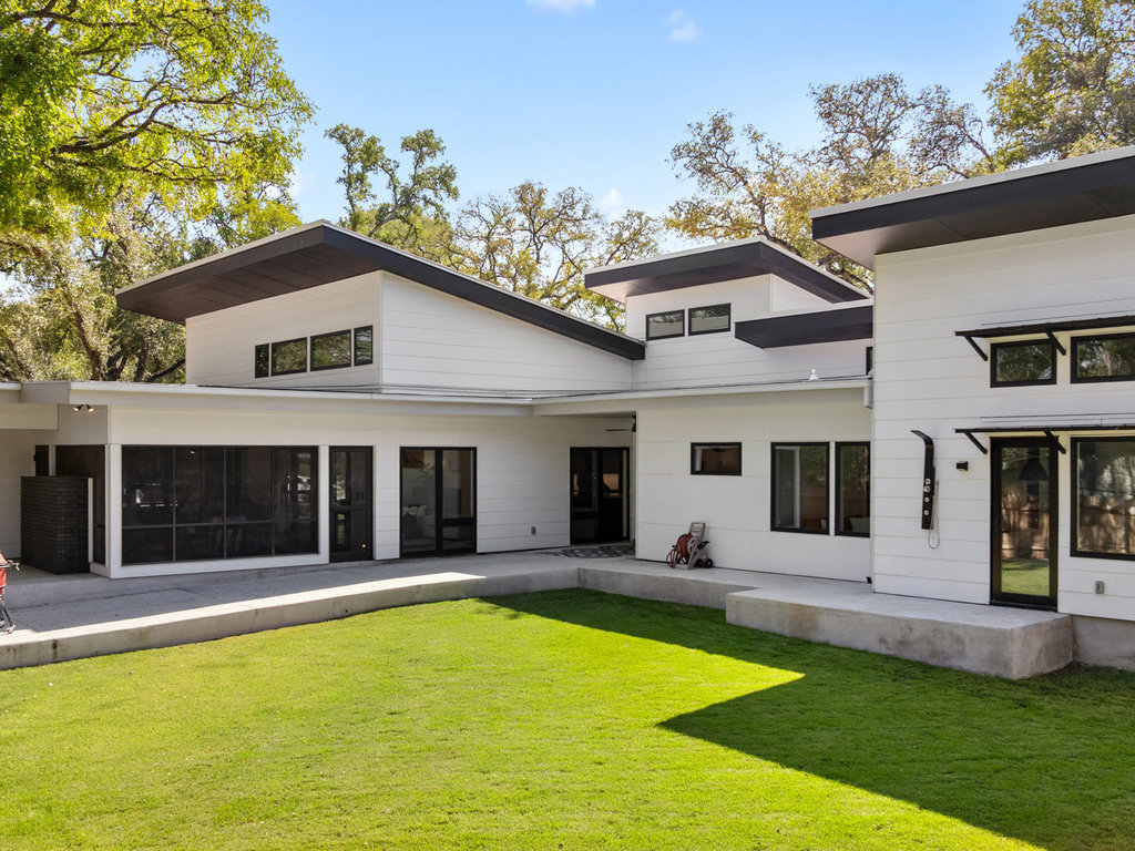 1600 Barton Hills Dr