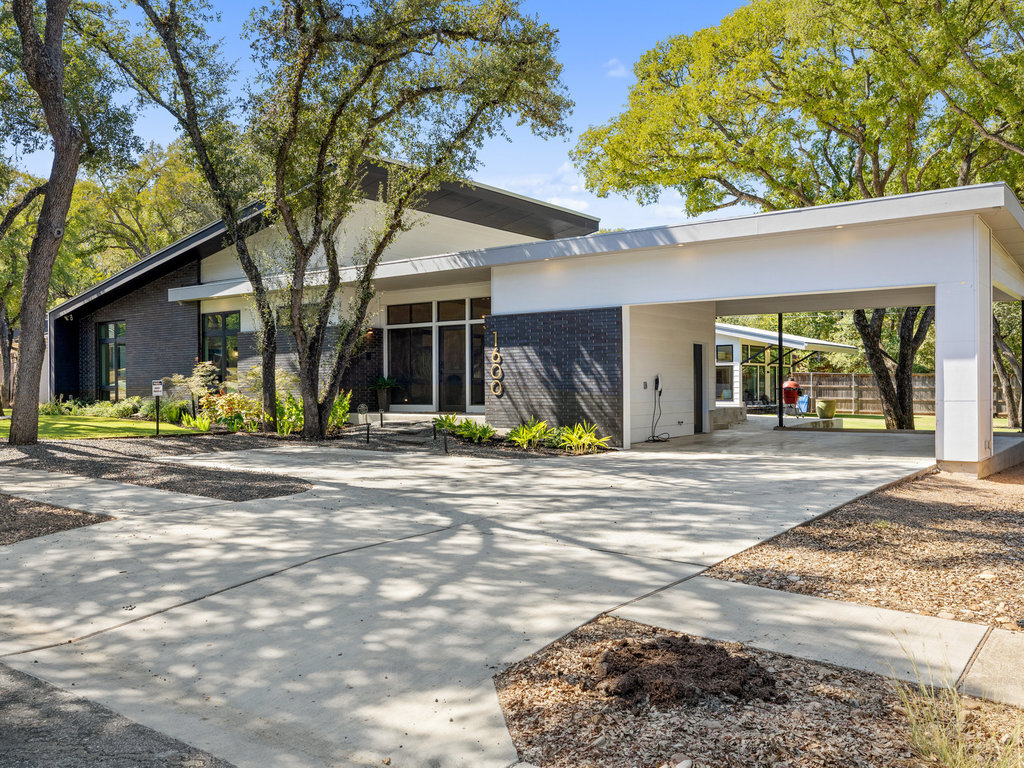 1600 Barton Hills Dr