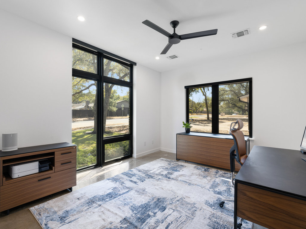 1600 Barton Hills Dr